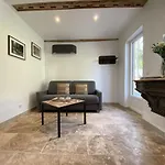 Le Domaine D'angerville - D'hotes