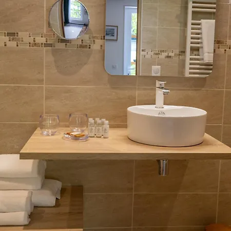 فندق مبيت وإفطار Le Domaine D'angerville - D'hotes Angerville (Calvados)