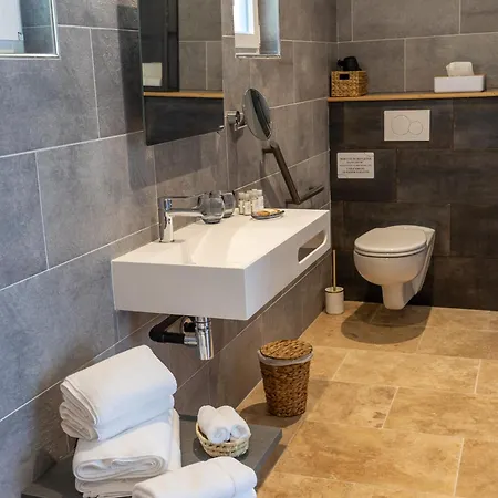 Le Domaine D'angerville - D'hotes 4*