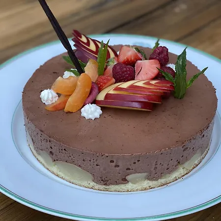 Le Domaine D'angerville - D'hotes Bed & Breakfast