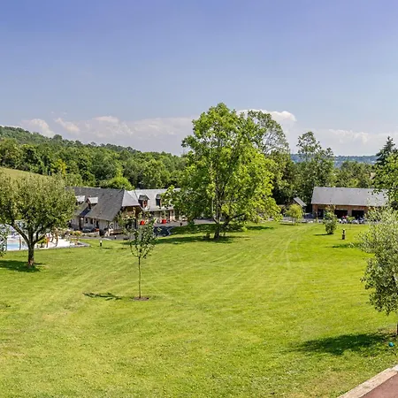 Le Domaine D'angerville - D'hotes Bed & Breakfast