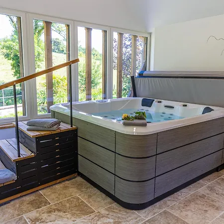 Le Domaine D'angerville - D'hotes Bed & Breakfast Angerville (Calvados)