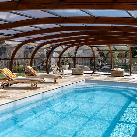 Bed & Breakfast Le Domaine D'angerville - D'hotes